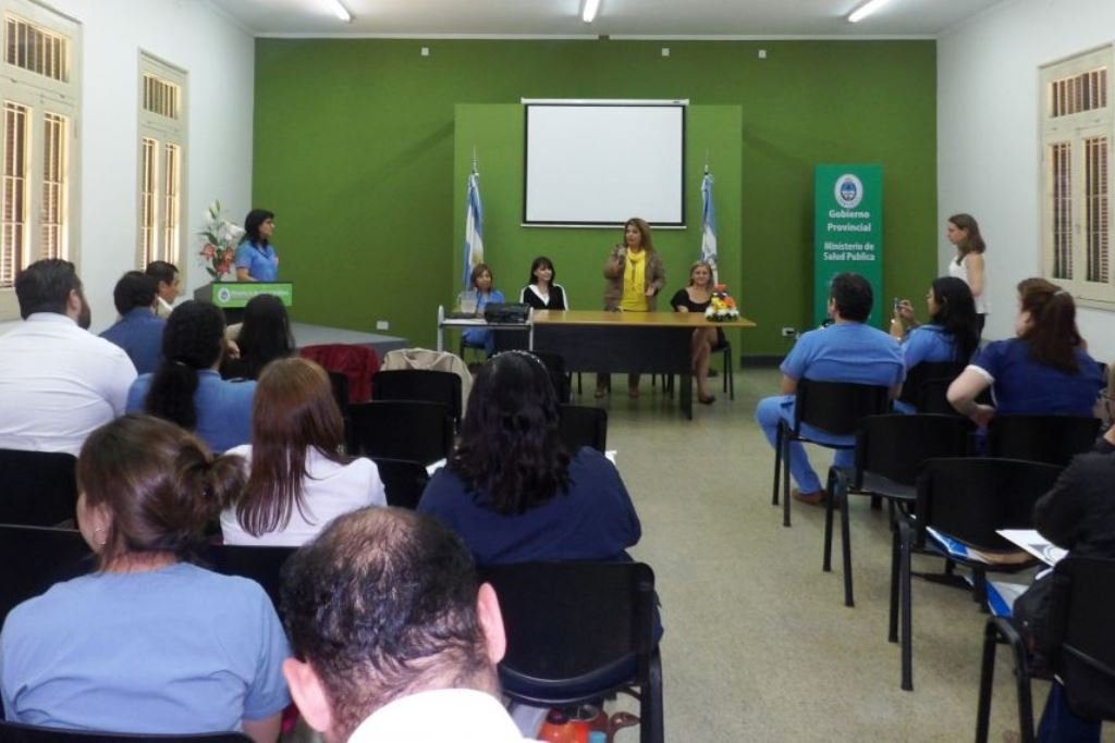 Residentes médicos realizarán retención de servicio en los hospitales públicos de Corrientes