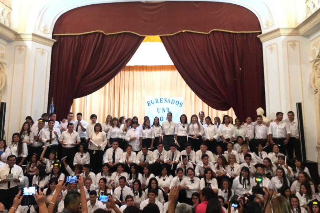 Jóvenes y adultos culminaron su secundario en la Sede Goya de la UNQ