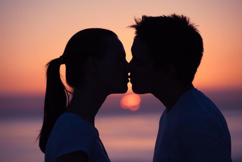 “Día Internacional del Beso”