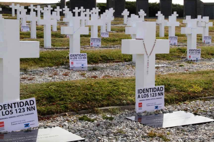 Celebran la identificación de tres soldados correntinos sepultados como NN en Malvinas