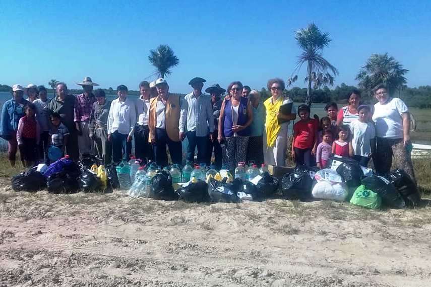 Inundaciones: Organizaciones sociales entregaron donaciones a vecinos de varios parajes de Goya