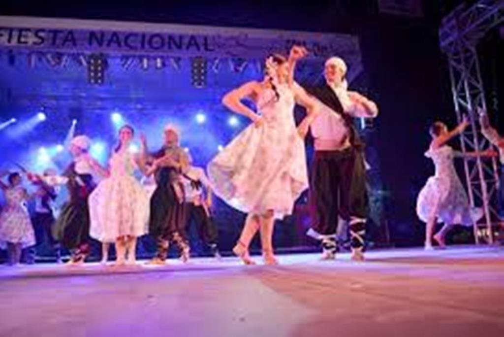 El Ballet de la Fiesta Nacional del Surubí convoca a nuevos bailarines