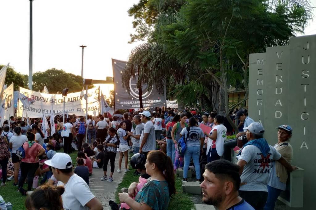 Corrientes: multitudinaria marcha en el Día de la Memoria por la Verdad y la Justicia 🕯️👥