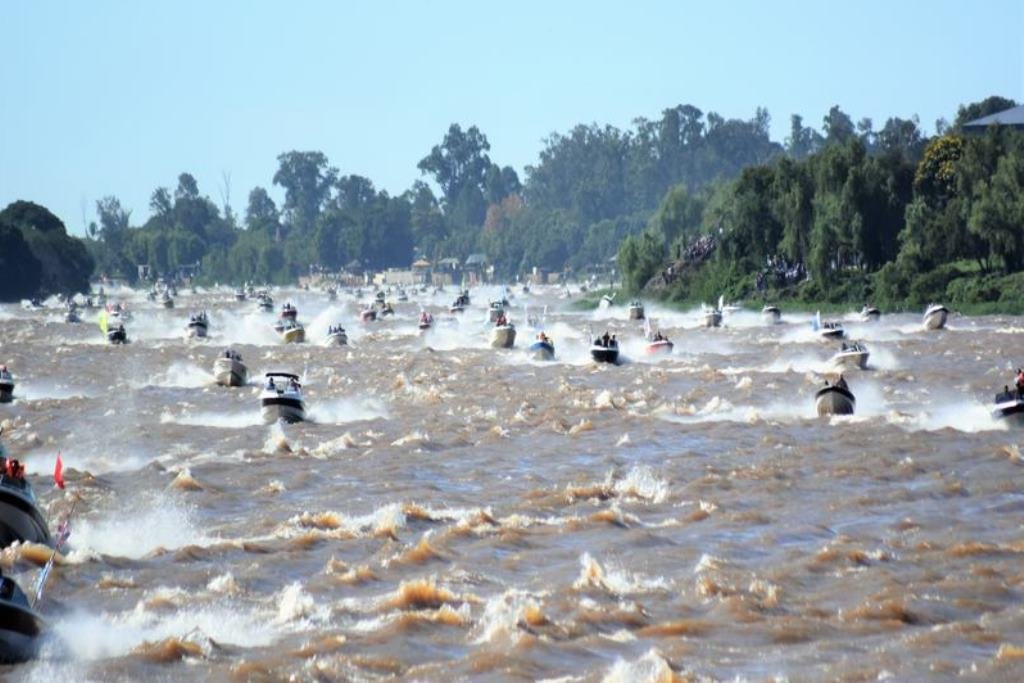 Emoción en el Paraná: más de 3500 pescadores surcaron las aguas en el Mundial de Pesca