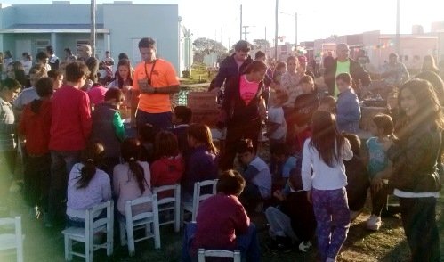 La Municipalidad de Goya, acompañó en diferentes barrios a los festejos realizados por el “Día del Niño”.