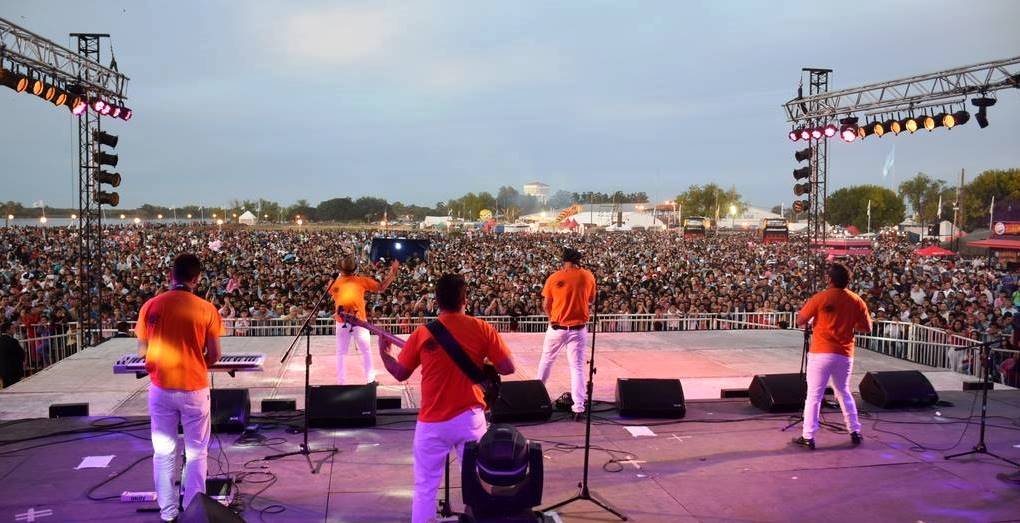 ENTRADA LIBRE Y GRATUITA: Más de 130.000 personas disfrutaron de una Fiesta Nacional del Surubí inolvidable.